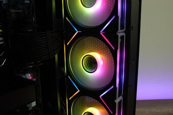 HERNÍ PC - RTX 5060, R7 5800x, 32GB DDR4, Záruka 24 měsíců - 3