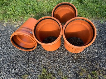 Kolena KGB dn 250/30 - 3