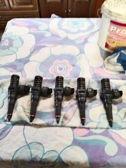 T5 turbo 103kw dále 25tdi. A vstriky - 3