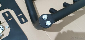 LADA 4x4 NIVA - přední rám - 3