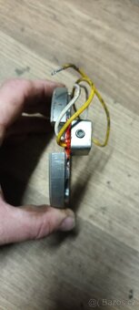 Babetta 210 - Nosič statoru Babetta se snímačem. - 3