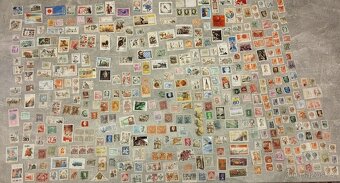500ks mix známek z celého světa - 3