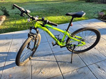 juniorské horské kolo RockRider svítivě žluté - 3