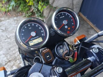 Royal Enfield Interceptor 650 - 3