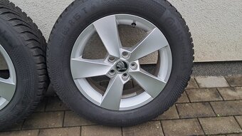 Prodám zimní original alukola Škoda Fabia 185 65 R15 5x100 - 3