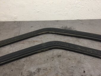 ŠKODA FELICIA PICK-UP 1995-2002 - LIŠTY NAD DVEŘE - 3