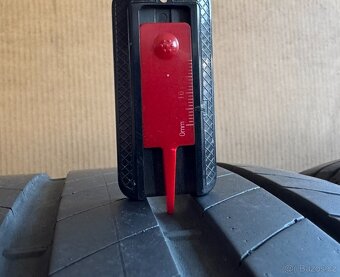 letní pneu 245/45-18 Bridgestone - 3