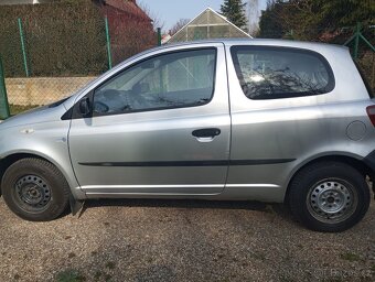 Toyota Yaris 1.0 - 3