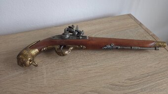 Replika zbraně - 3