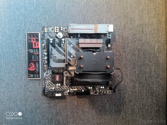 Základní deska s procesorem intel - 3