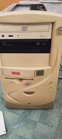 PC starý Pentium - 3