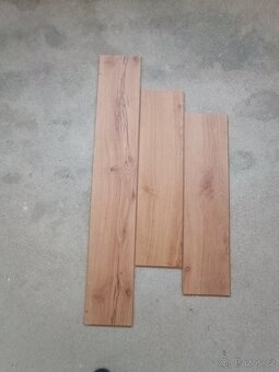 Krásná laminátová podlaha (více než 13 m2) - 3