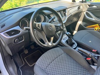 Prodám Opel Astra K Sports Tourer r.v2017 - 3