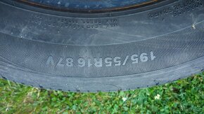 Letní pneu Kumho 195/55 r16 cena je za 2 ks - 3