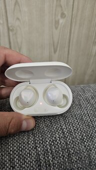 Galaxy Buds+ bezdrátová sluchátka - 3