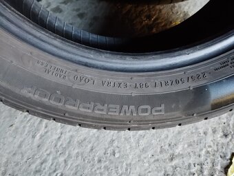 225/50/17 98y Nokian - letní pneu 2ks - 3
