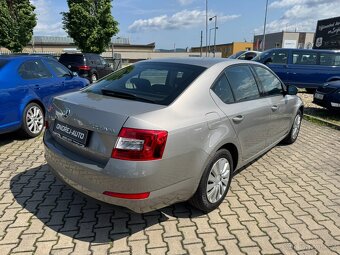 Škoda Octavia 1,4 TSI 103 KW KM 1. MAJ. - 3