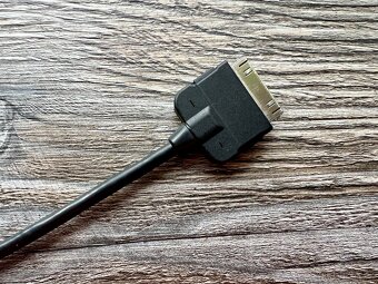 Audi - propojovací kabel k MDI / Media IN - iPod / iPhone - 3