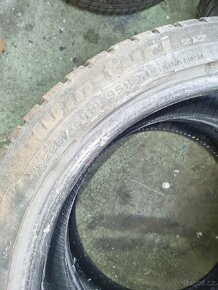 Prodám 2x zimní pneumatiky 225/45 R18 - 3