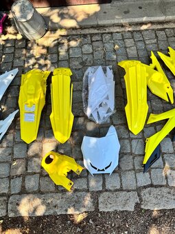 Plasty Suzuki RMZ 2021 - 3