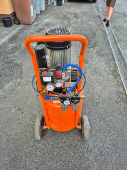 Kompresor bezolejový GENTILIN C330/50 - 3