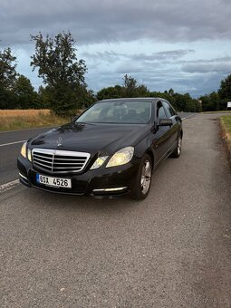 Mercedes w 212 E350d 2010 - 3