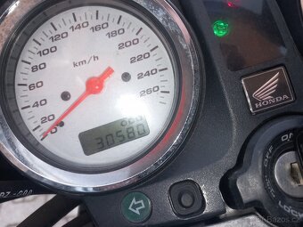 Honda Hornet - 3