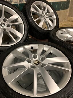 Alu kola Škoda R17 5X112 ZIMNÍ PNEU 225/45 R17 100% VZOREK - 3