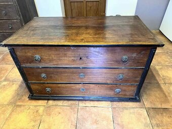 Komoda a truhla k renovaci - 3