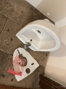 Bidet s baterií a montážní sadou - 3