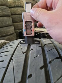 Hankook Ventus S1 evo 2 SUV 235/50 R19 - 3