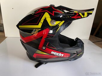 Motokrosová helma - 3