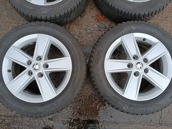 Škoda Octavia III - alu 6x16 et48 + zimní 205/55/16 - 3