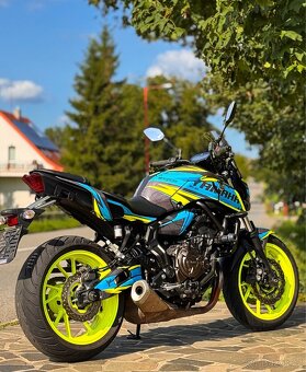 Yamaha MT 07 - 3