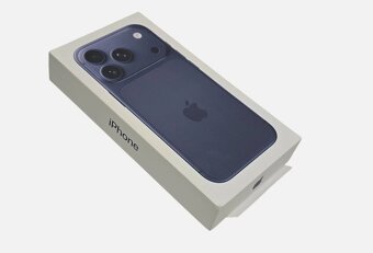 Apple iPhone 17 pro 256 GB tmavě modrý - 3