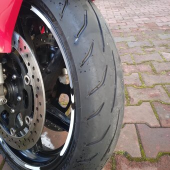 Prodám HONDU VTR 1000 SP1 - 3