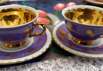 prodám dva hrníčky porcelán - 3