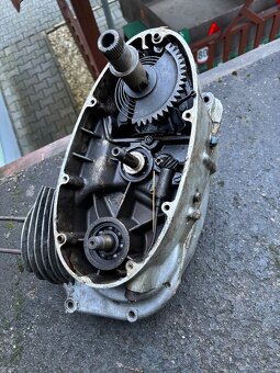 ČZ 502 polomotor - 3