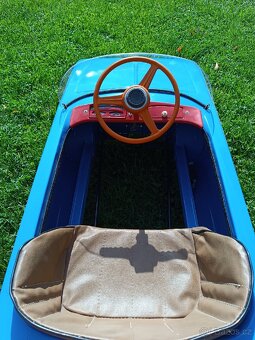 Šlapaci autíčko moskvič - 3