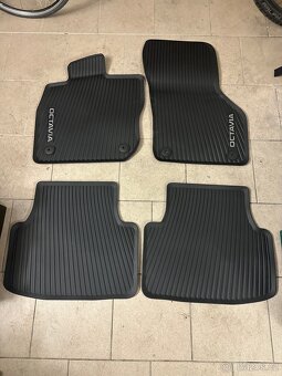 Koberečky Škoda Octavia 4 - 3