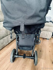 Cybex Eezy S+ 2 Deep Black - 3