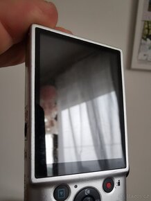 Canon IXUS 132, vintage digitální foťák - 3