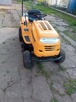 Zahradní trakturek MTD Riwall - 3