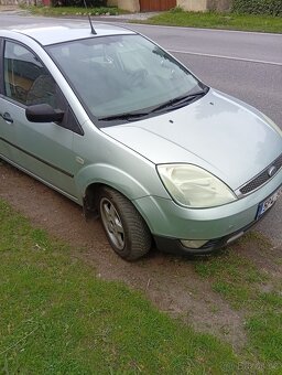 Ford fiesta - 3