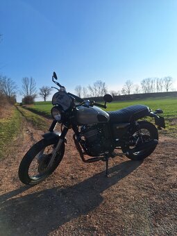 Jawa Scrambler 400 - 3