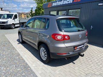 Volkswagen Tiguan, 2.0TDI 103kW- CLIMATRONIC -4x4 - 3
