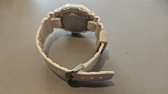 Hodinky Casio GLS-5600KL
Bílé - 3