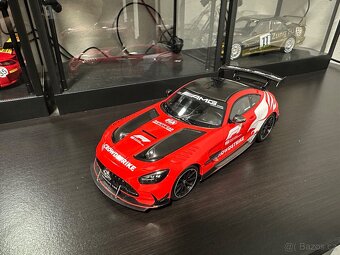 Prodám Mercedes-Benz AMG GT Black series 1:18 - 3