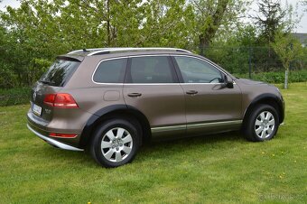 Volkswagen Touareg 3.0TDI ,NAVI ,tažné na 3,5 tuny - 3
