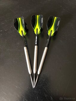 Prodám steel šipky na sisalový terč - 3